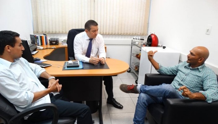 Sidelvan Nóbrega tenta viabilizar desapropriação de terras em Potiraguá