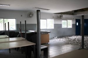 Silvio Costa Filho denuncia abandono do Centro Social Bidu Krause