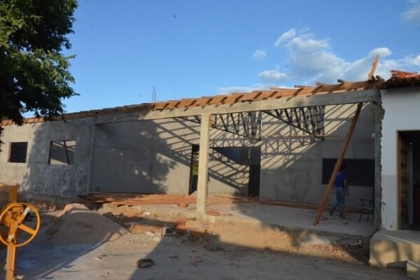 Ampliação de escola vai beneficiar mais de 200 alunos em Formosa
