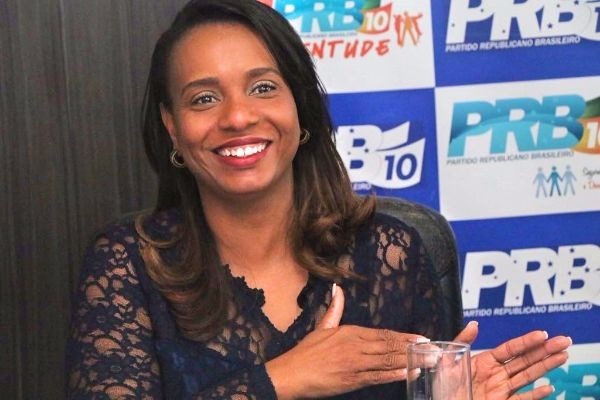 Tia Eron recebe Título de Cidadã de Barreiras nesta terça-feira (28)