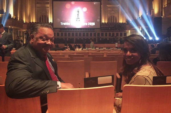 tia-eron-prb-homenagem-trofeu-raca-negra-foto3-cedida-23-11-16