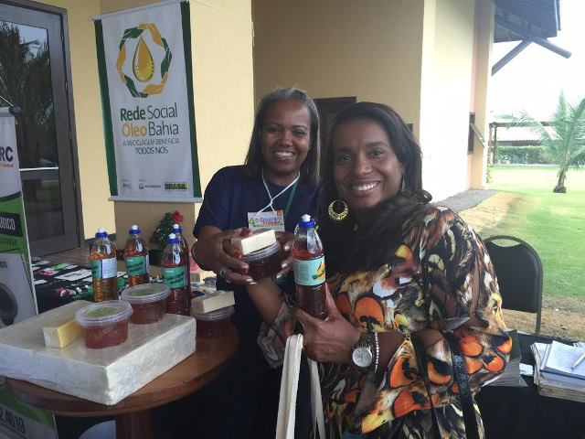 tia-eron-prb-participa-de-encontro-sobre-sustentabilidade-com-prefeitos-foto-ascom-28-09-15-01