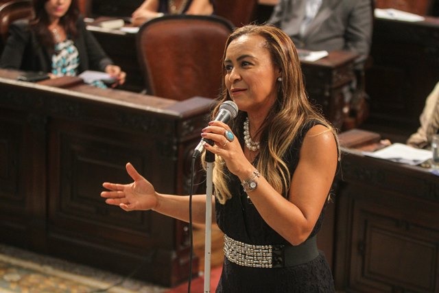 tia-ju-prb-sessao-solene-para-comemorar-40-anos-de-independencia-de-angola-foto-ascom-06-11-15