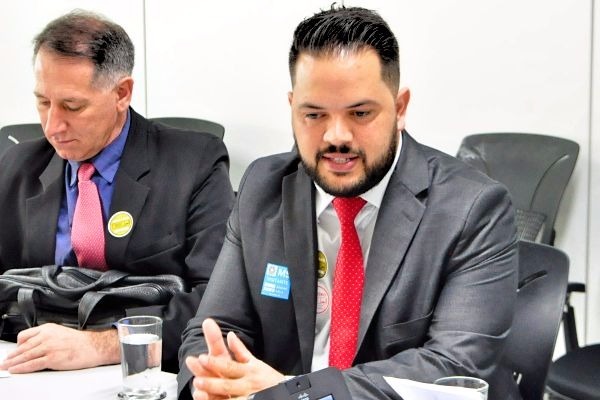 Em Brasília, Tiago Ilha busca recursos para o Hospital São Carlos em Farroupilha (RS)