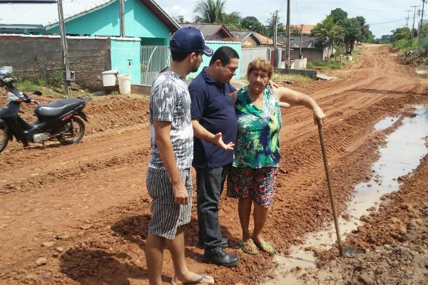 Vereador Tim leva melhorias para o bairro Arco Íris em Cacoal (RO)