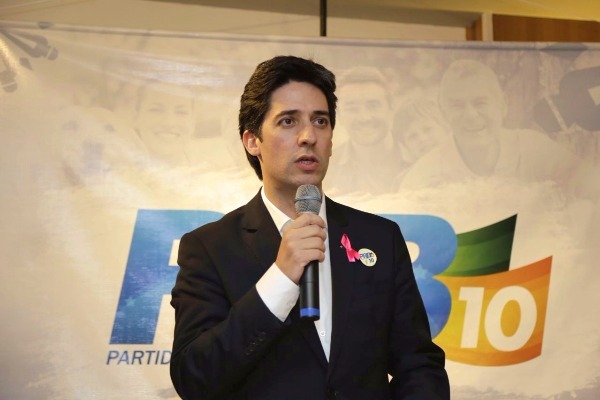 Eduardo Lopes empossa nova Executiva do PRB Paraná