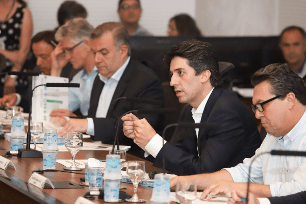 Republicano atua para garantir investimentos no Paraná