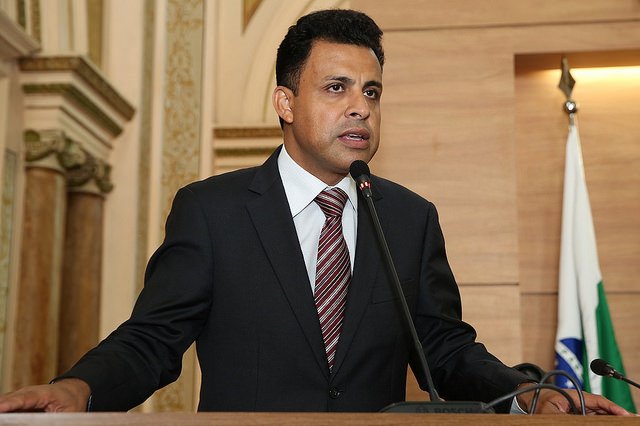 Valdemir Soares reivindica construção de hospital público em Curitiba