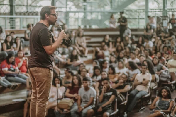 Vavá Martins participa de preparatório para o Enem em Belém