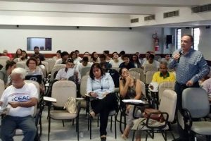 vereador-ivo-evangelista-prb-atuliza-lei-organica-ilheus-ascom-10-06-2016-02