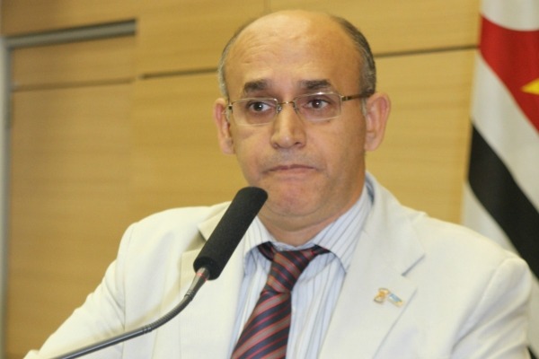 “Cuidar das pessoas é minha prioridade”, diz vereador mais votado de Guarujá (SP)