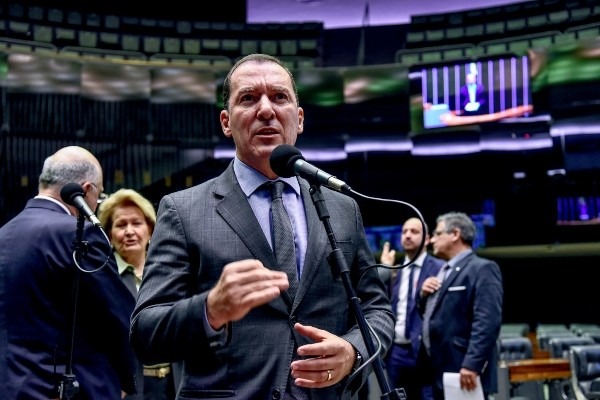 Republicanos votaram contra cobrança de bagagens por companhias aéreas