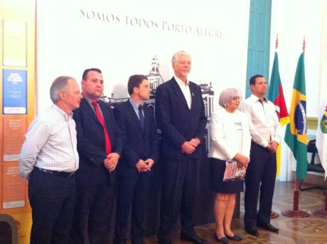 Waldir Canal garante atendimento para idosos abandonados em Porto Alegre