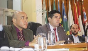 washington-uchoa-prb-audiencia-recebe-apoio-da-populacao-em-volta-redonda-foto-ascom-15-05-17-03