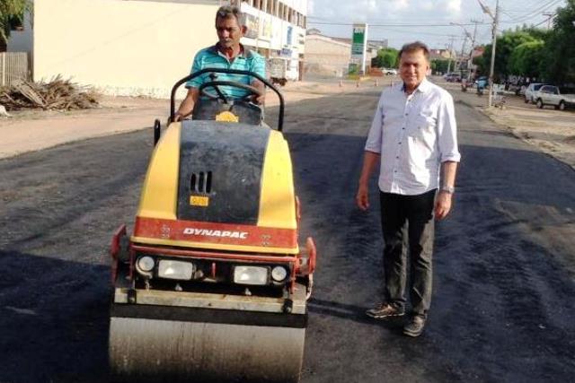 Weber Araújo dá início à construção de Pórtico Metálico e Urbanização na entrada da cidade de Russas