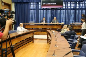 wellington-moura-prb-presidente-da-cpi-dos-planos-de-saude-da-alesp-foto-miriam-silva-15-03-17-01