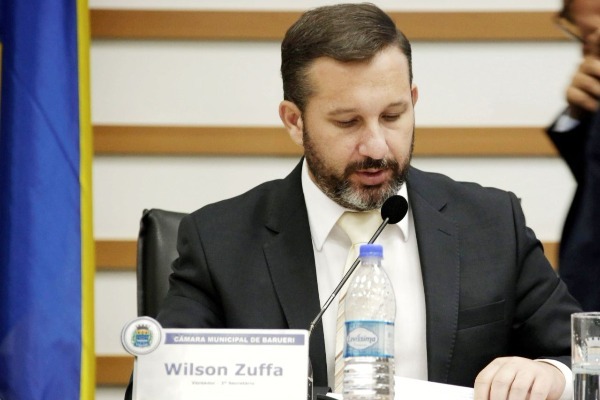 Projeto de Wilson Zuffa institui o programa cuidador de idoso em Barueri (SP)