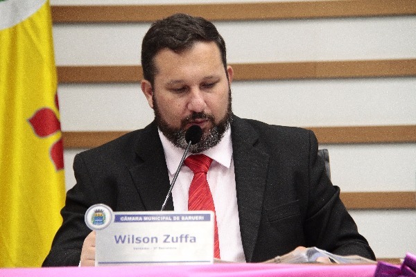 Wilson Zuffa quer instalação de tomadas em terminal rodoferroviário de Barueri (SP)