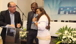 Ex-jogador Zé Carlos se filia ao PRB e é pré-candidato em Salvador