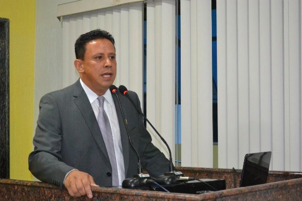 Dois projetos do vereador Edesio Fernandes são aprovados em Porto Velho (RO)