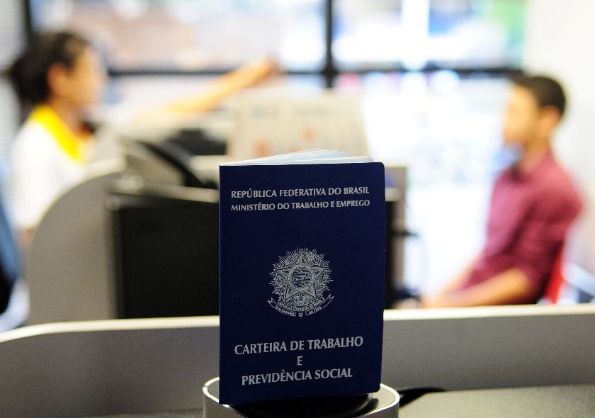 Coronavírus: aprovada redução dos encargos de empresas para o Sistema S