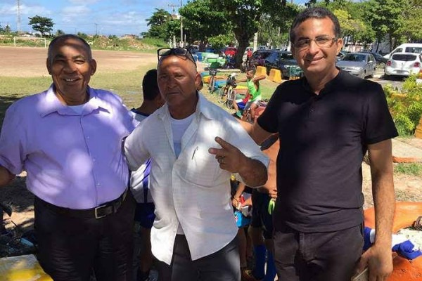 Joselito Nunes visita projeto “Garoto do Futuro” em Jaboatão dos Guararapes (PE)