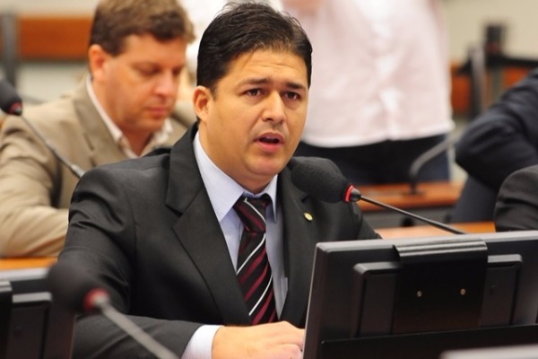 Roberto Sales faz balanço do primeiro semestre de atuação na Câmara dos Deputados