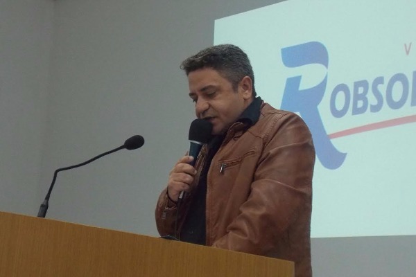 Robson Magela pede que prefeitura ajude associação de pessoa com deficiência de Araxá