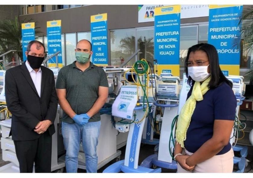 Rosangela Gomes viabiliza a entrega de equipamentos para combater a Covid-19