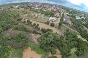 Webston Pinheiro comemora primeira colheita na Fazenda Modelo de Agricultura Familiar
