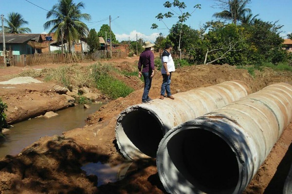 Vereador Wilson Tim acompanha substituição de ponte em Cacoal (RO)
