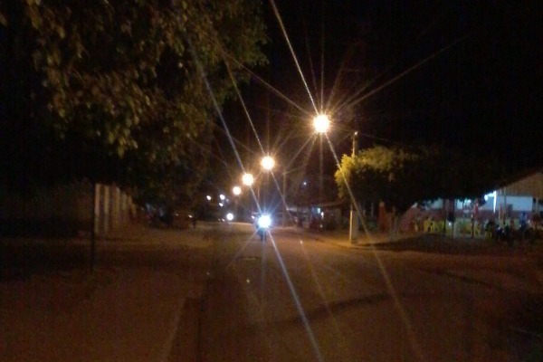 Vereador Wilson Tim garante iluminação de bairro em Cacoal (RO)