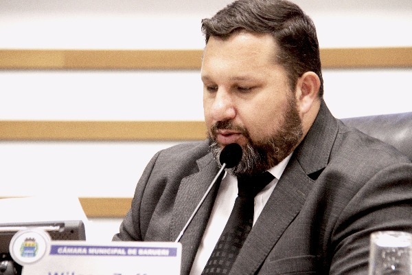 Projeto permite que idosos e obesos entrem em ônibus pela porta traseira