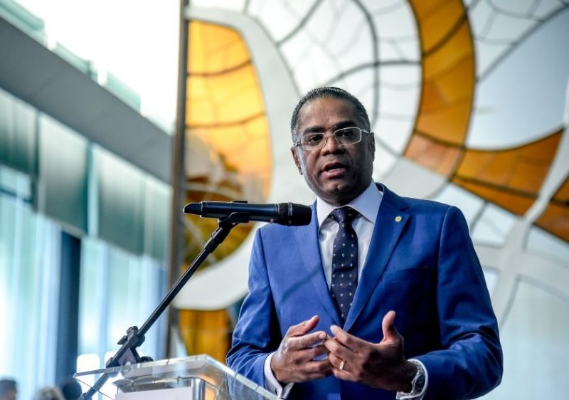 Marinho pede agilidade no pagamento do auxílio para o setor cultural