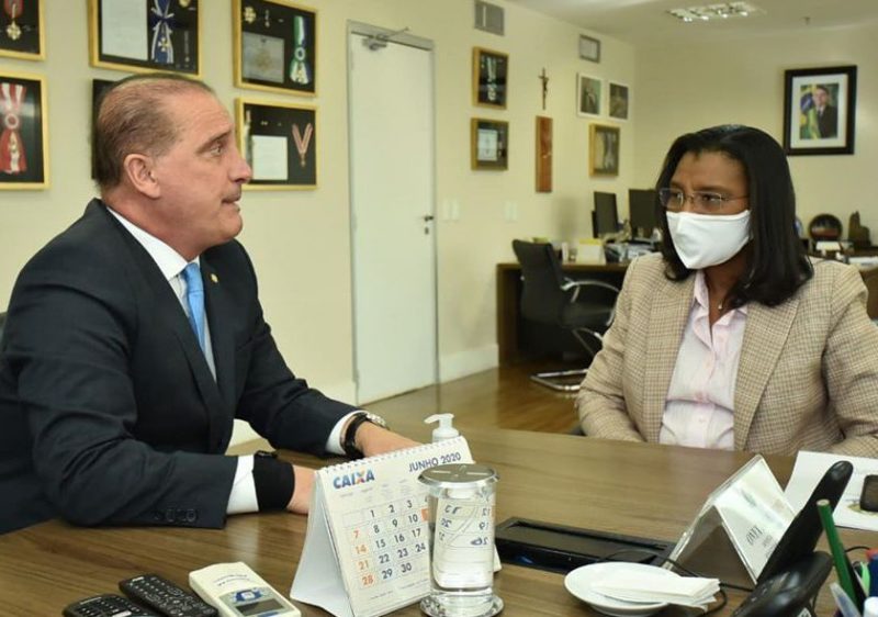 Rosangela Gomes solicita recursos para o RJ em reunião com Onyx Lorenzoni